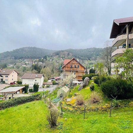 Bad Wildbad. Appartement 2.3 in ruhige Lage. Exterior foto
