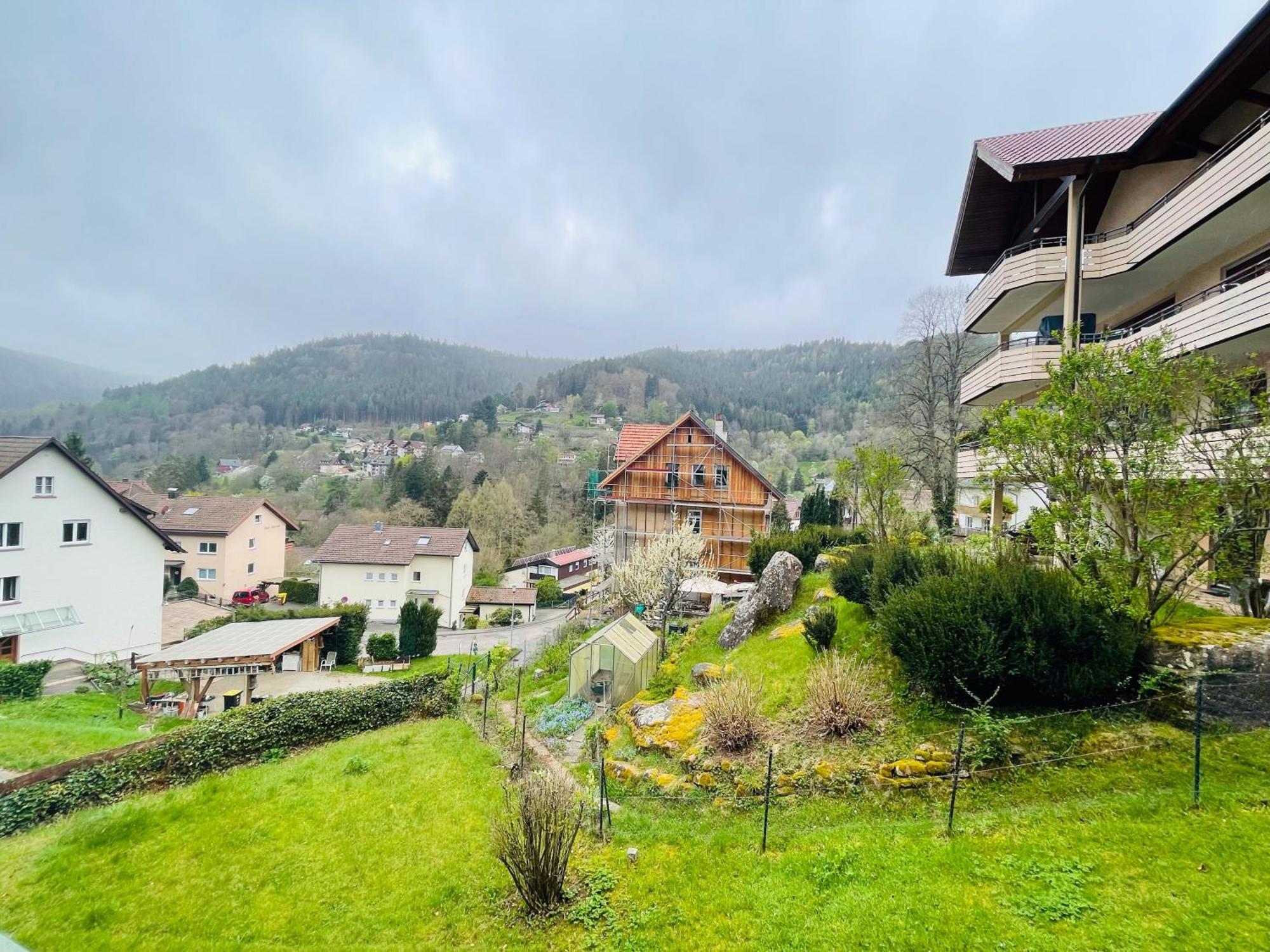 Bad Wildbad. Appartement 2.3 in ruhige Lage. Exterior foto